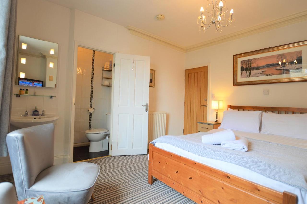 All Seasons Guest House วินเดอร์เมียร์ ภายนอก รูปภาพ
